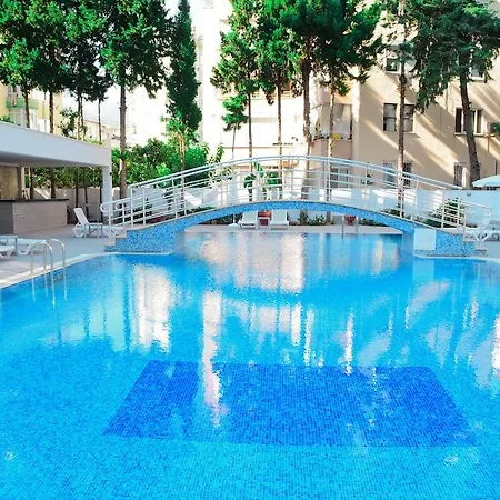 酒店 Ramira Joy 4*