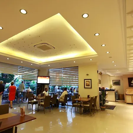 Hotelli Ramira Joy 4*