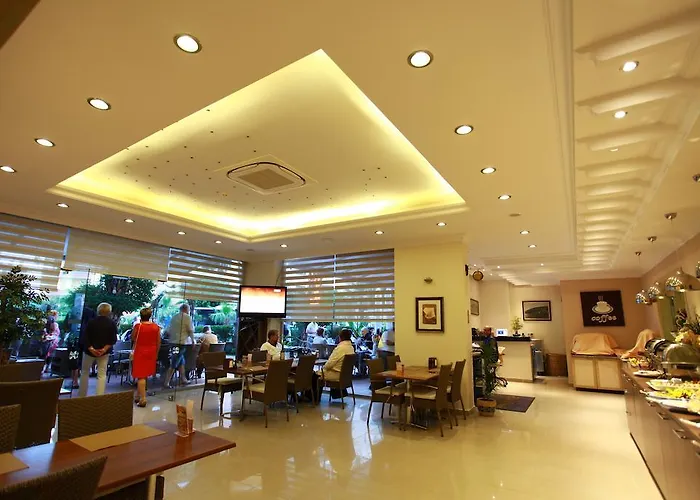 酒店 Ramira Joy 4*